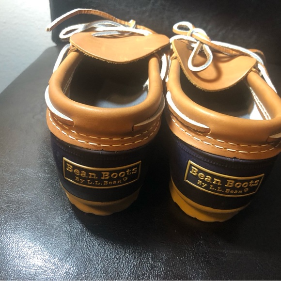 L.L. Bean Boots Womens Blue Tan Bottoms Duck Boot Gum Sole Rain Boots Size 9N - Picture 7 of 12